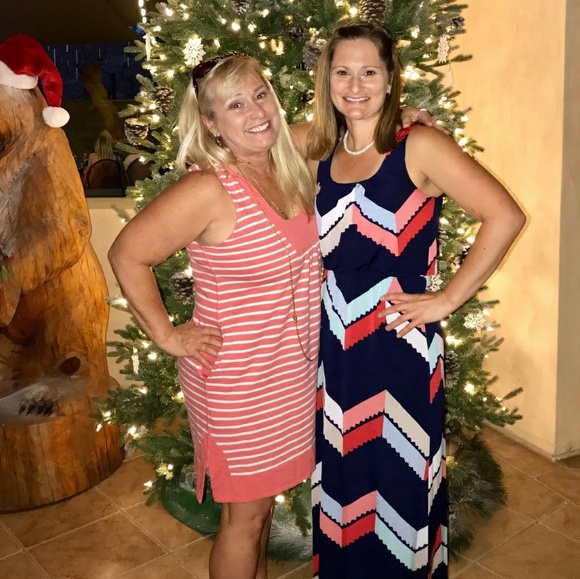 Meet your Posher, Tiffany - Picture 4 of 4